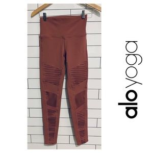 Alo Yoga moto leggings dusty rise / mauve S